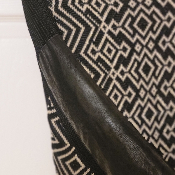 PARKER Women's Black Geometric Pattern Long Sleeve Knitted Sweater Size XSmall - Picture 15 of 15